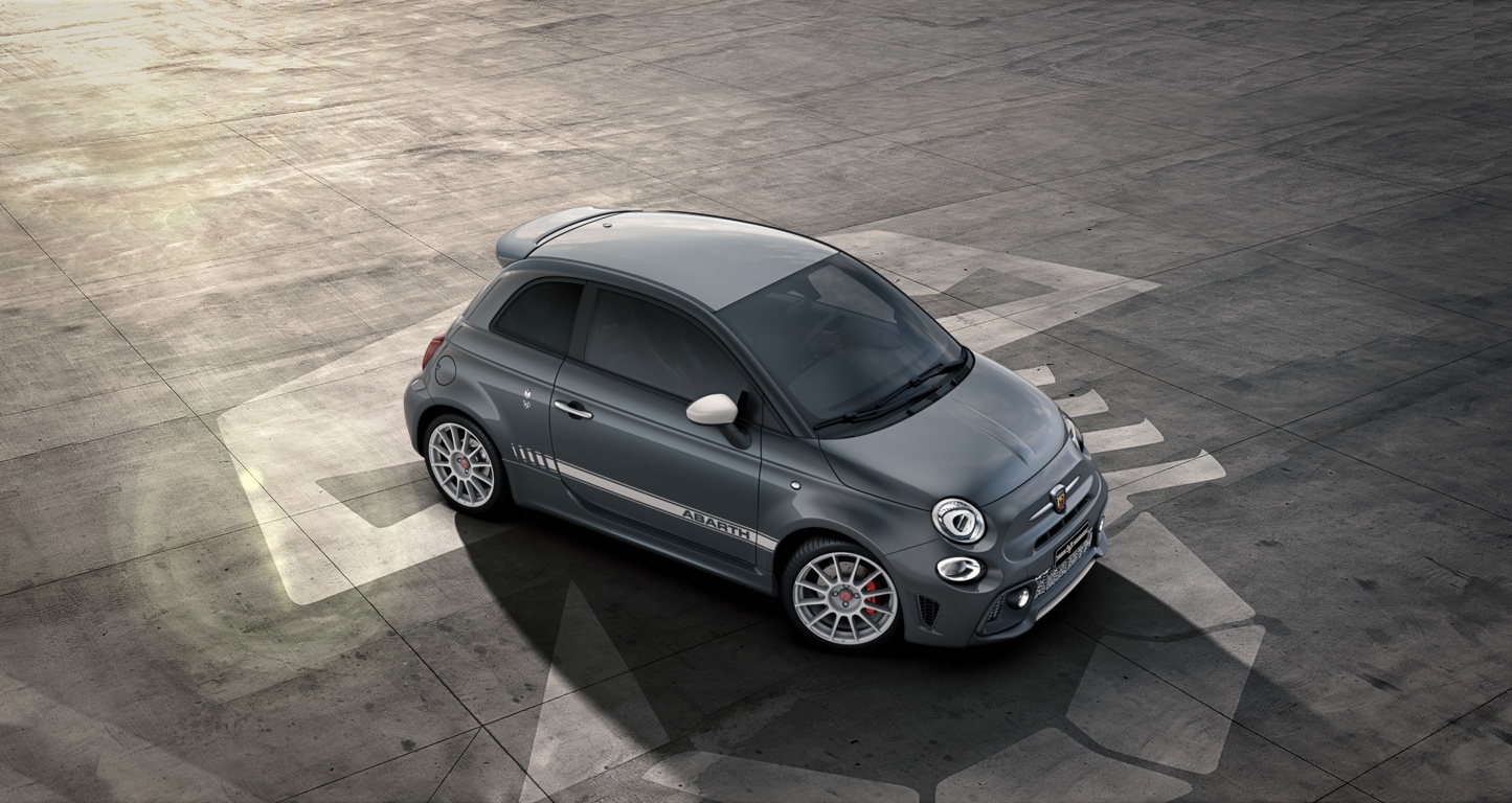 ABARTH 595 ESSEESSE